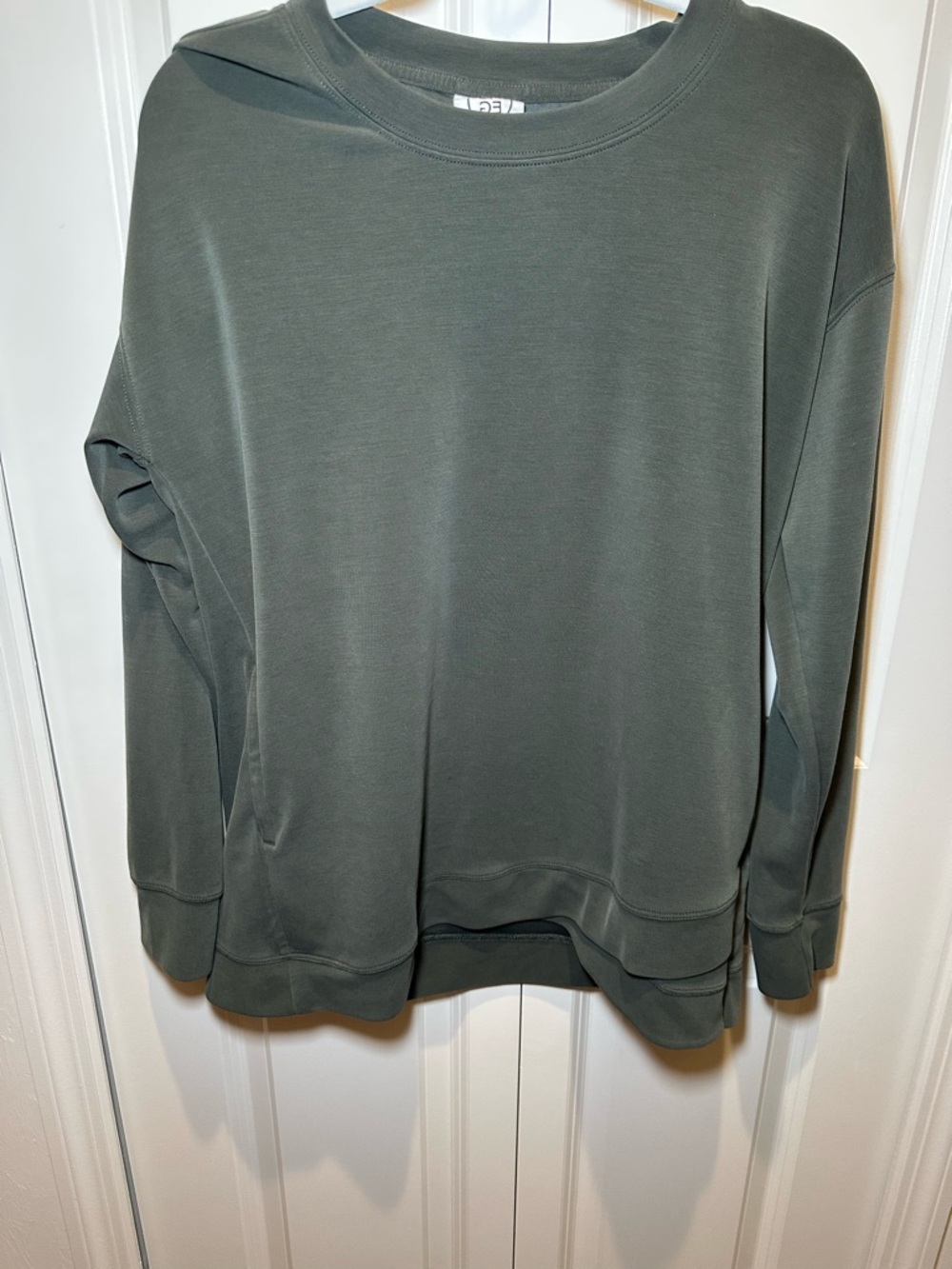 Sage Collective Crewneck Pullover- Olive Gray Size S